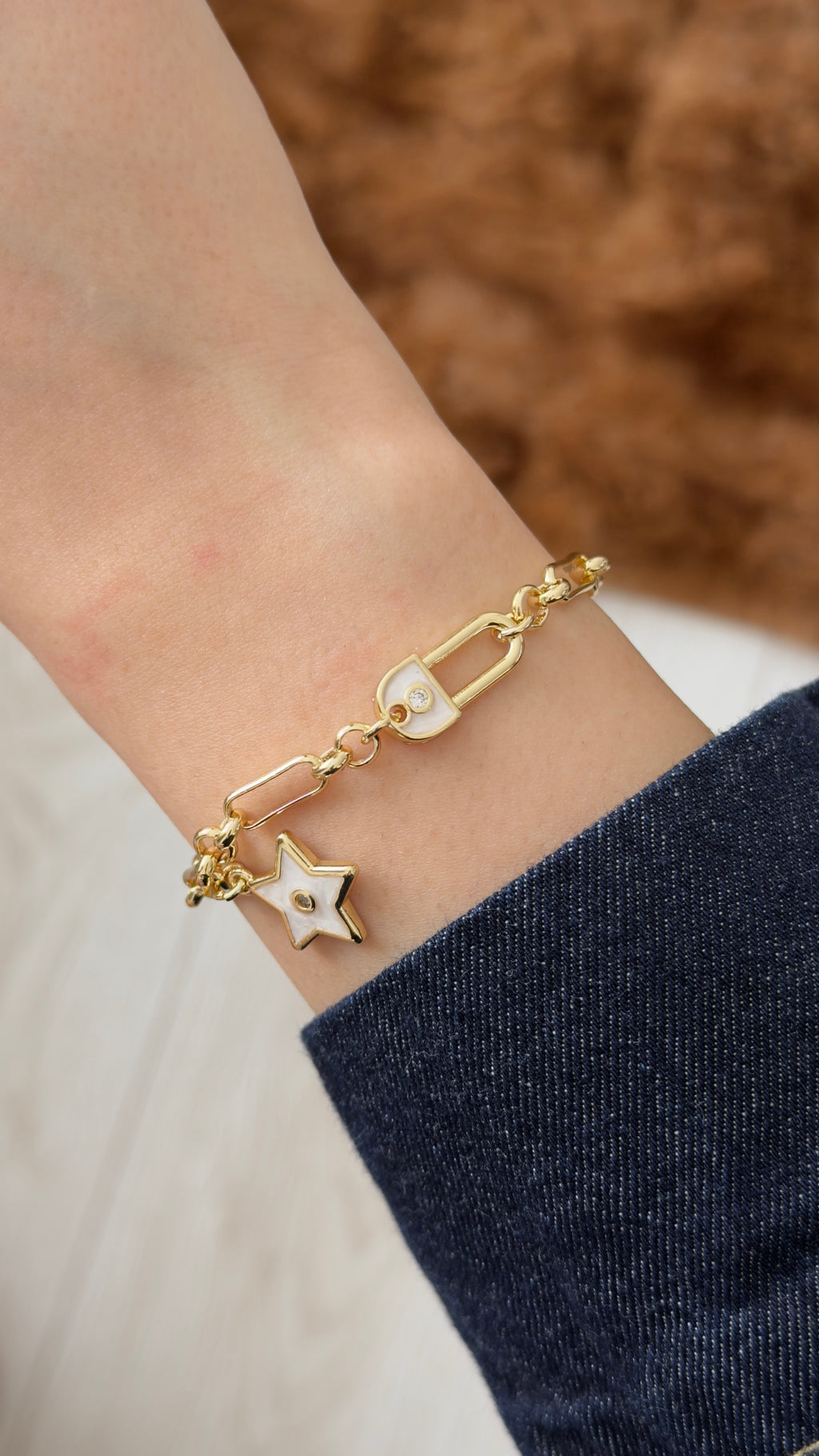 Boho Charm Detaylı Kilit Bileklik